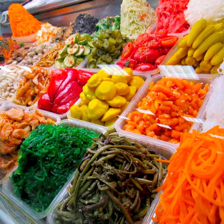 Корейские салаты и Соленья