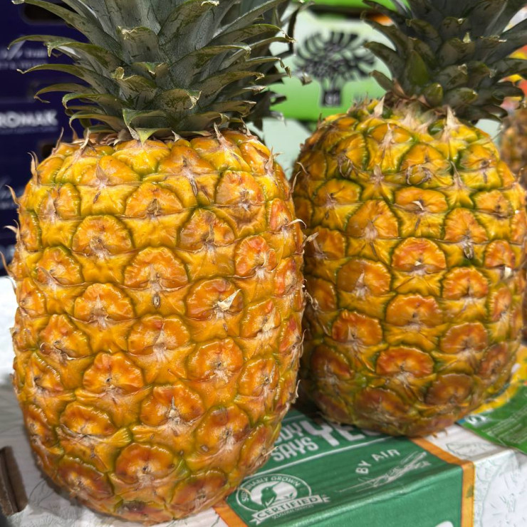 Ананас голд (1 шт)