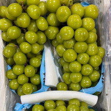 Виноград (Китай) крупный (цена за 1 кг, заказ поштучно)
