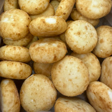 Пирожки творожные с чёрной смородиной (1 кг)