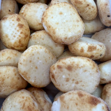 Пирожки творожные с вишней (1 кг)